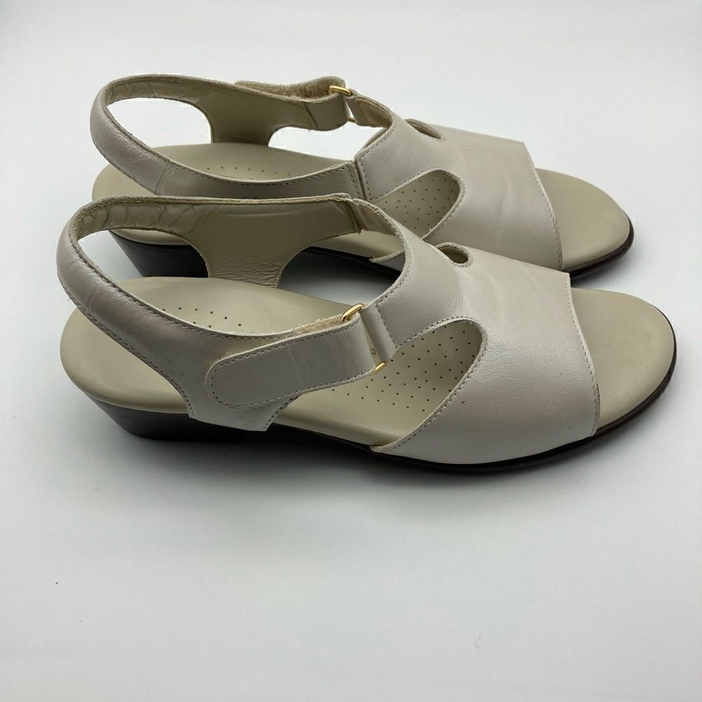 SAS Tripad Comfort/Suntimes Pearly Beige Leather Sandals Size 8M